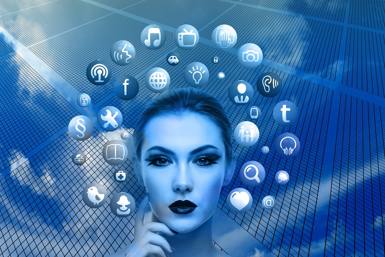 woman, face, nature, social media, thoughts, head, applications, apps, social media applications, icons, circle, tree, networks, internet, social, social network, facebook, google, social networking, networking, multimedia, blue